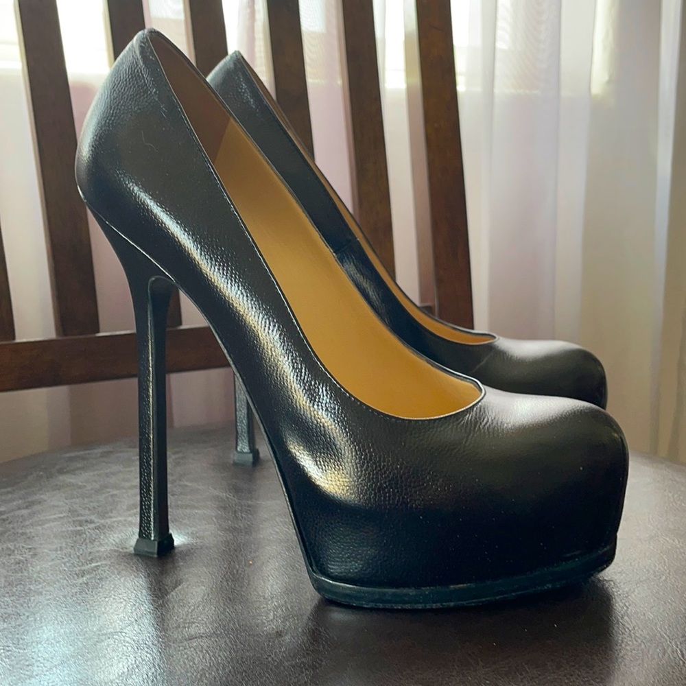 Saint Laurent Tribtoo Pumps